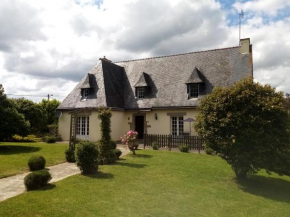 Hotels in La Trinité-Porhoët